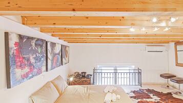 Apartamento, 5 quartos | 5 quartos, ferros/tábuas de passar roupa, berço de viagem, roupa de cama