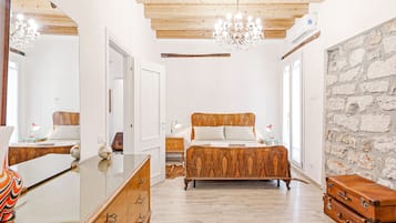 Apartamento, 5 quartos | 5 quartos, ferros/tábuas de passar roupa, berço de viagem, roupa de cama