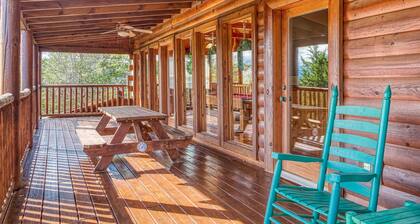 Sugar Bear: Your Sweet Smoky Mountain Escape!