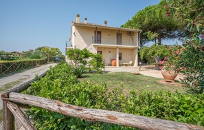 Exterior - Stunning apartment in Capalbio Scalo (Capalbio Scalo)