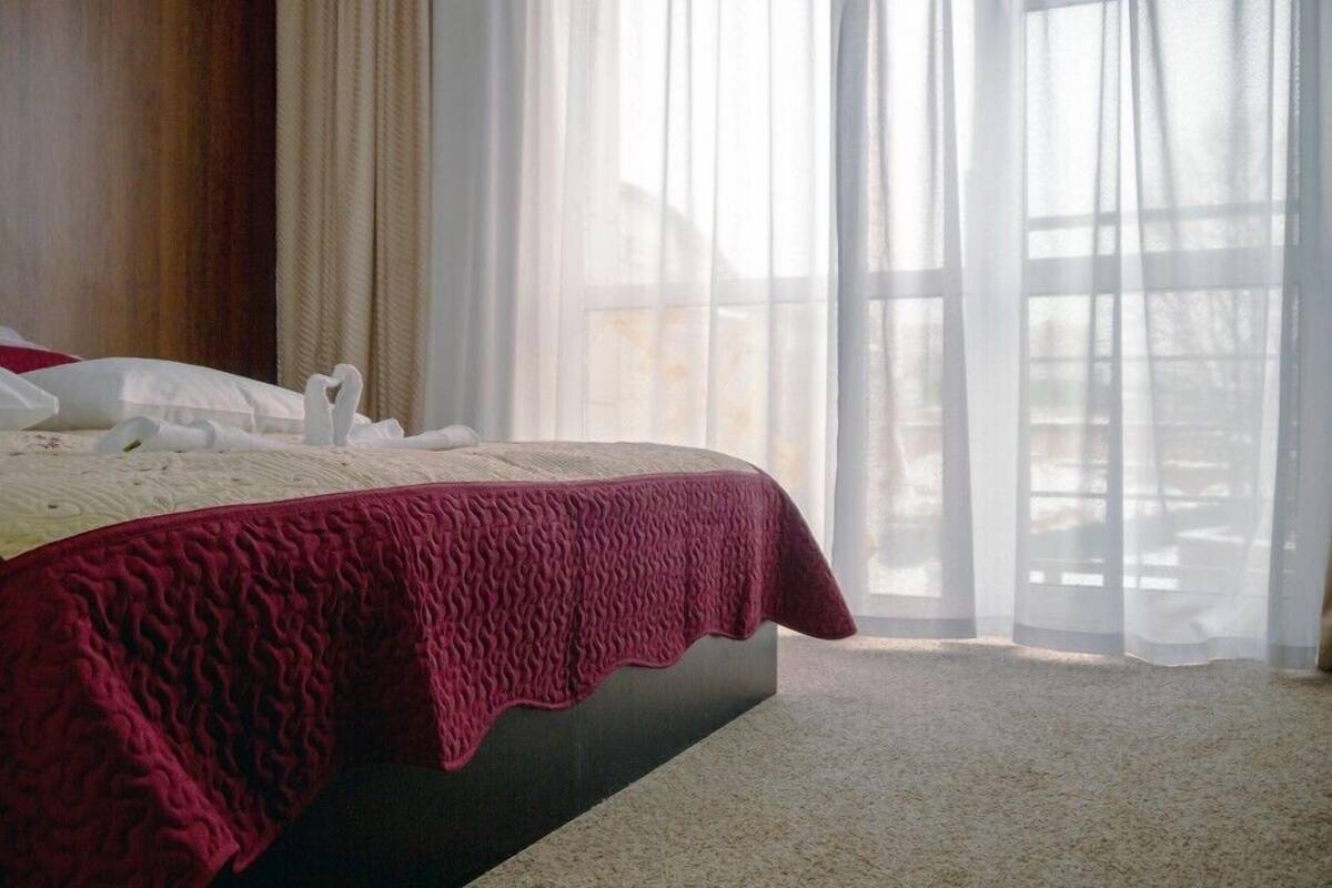 1 bedroom, iron/ironing board, free WiFi