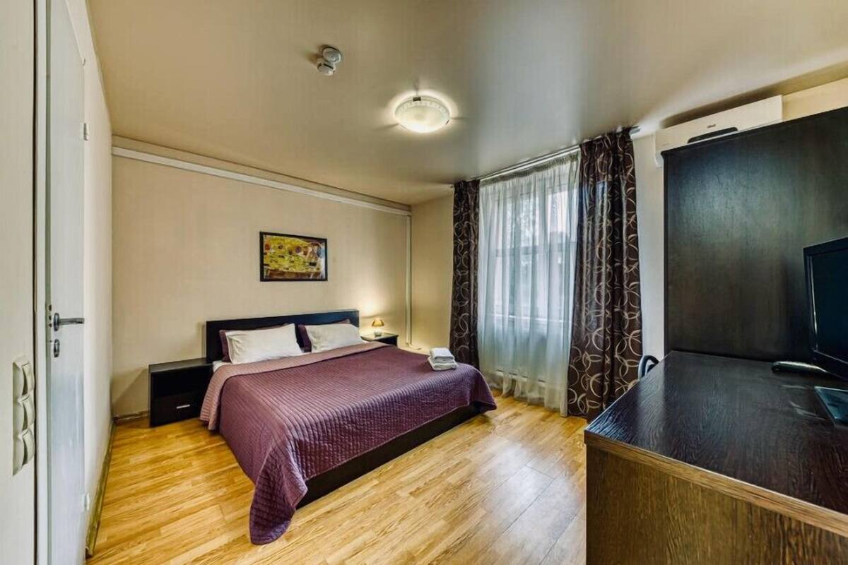 1 bedroom, iron/ironing board, free WiFi