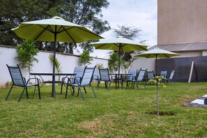 Breakfast, lunch, dinner served; local and international cuisine  - The Nest Boutique Hotel (Naivasha)