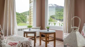 Exclusive House, 3 Bedrooms | Courtyard view