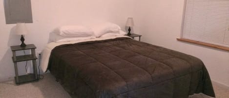 2 bedrooms, free WiFi, bed sheets