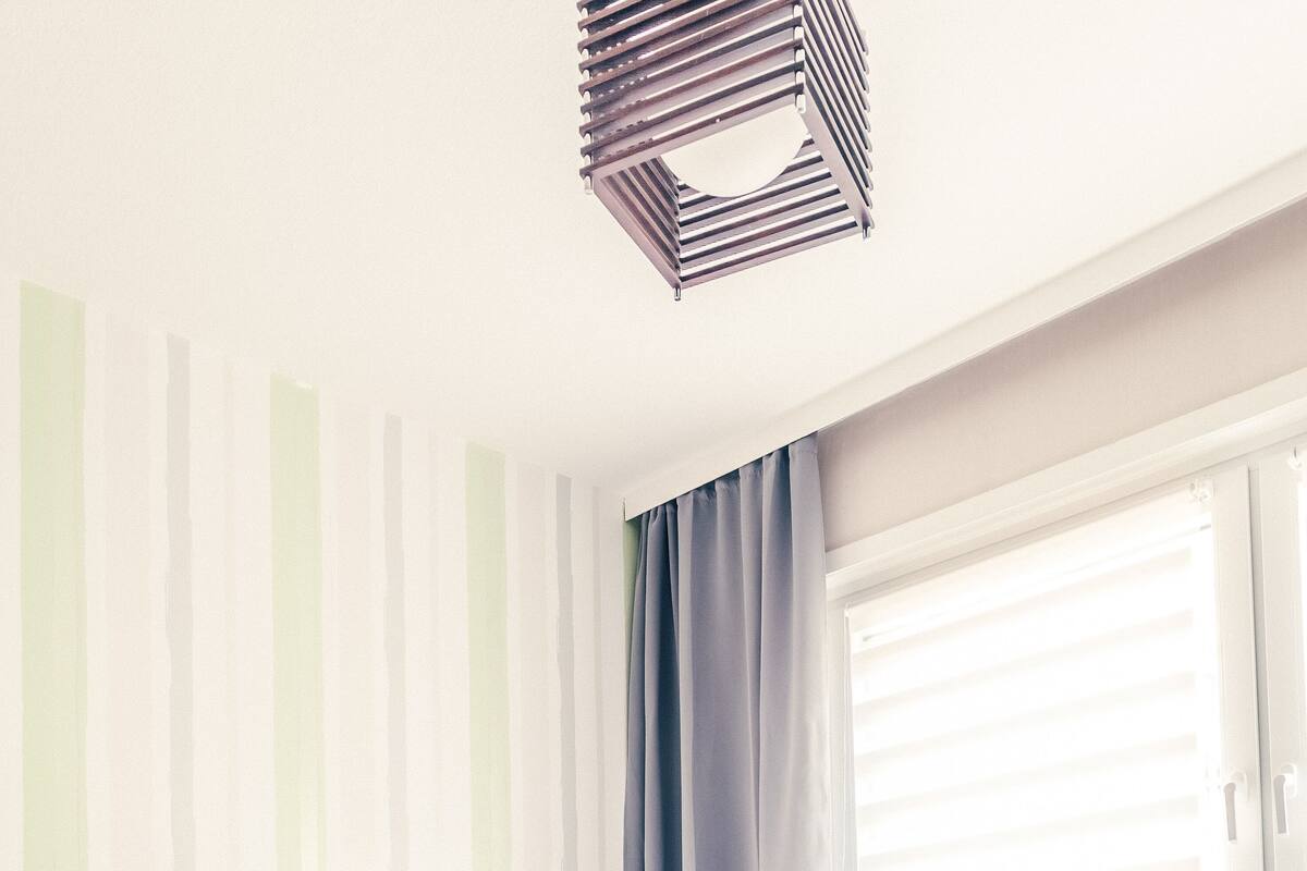 Chambre Simple | Literie hypoallergénique, ameublement personnalisé