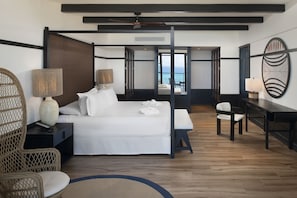 Privilege Master Suite | Premium bedding, down comforters, free minibar, in-room safe
