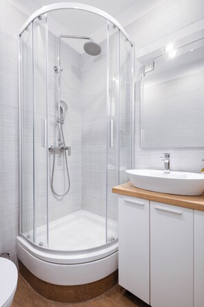 Superior Studio (S2) | Bathroom | Free toiletries, hair dryer, towels, soap - Apartments Pomerio Rijeka (Rijeka)