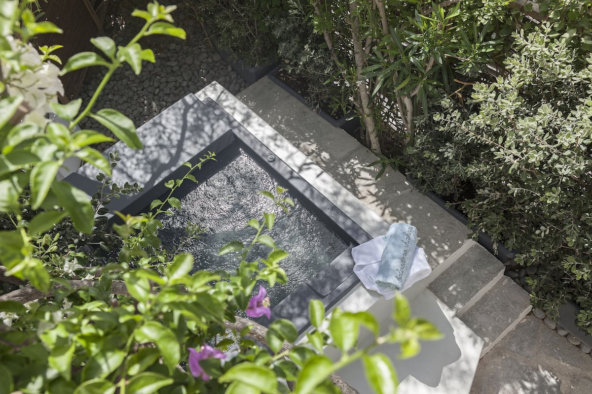 Standard Room (Outdoor Spa Tub) | Private spa tub