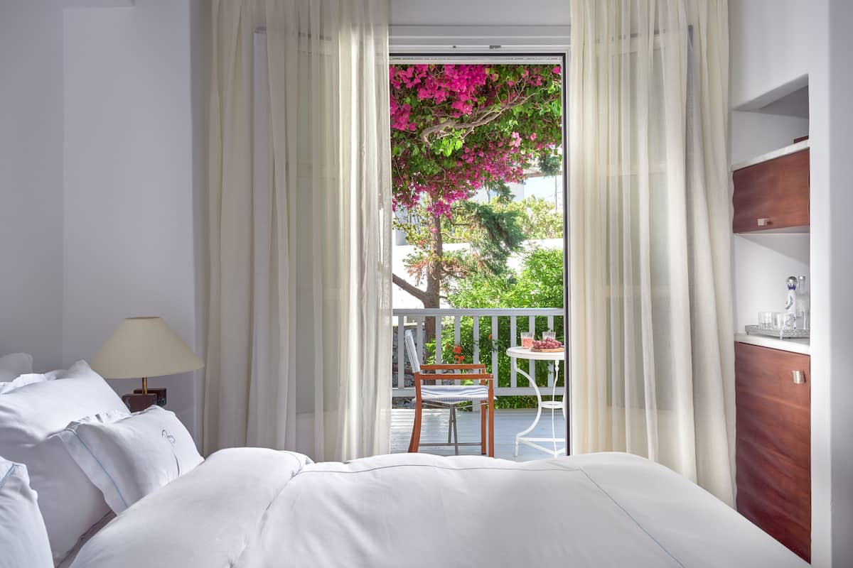 Standard Room, Courtyard View | In-room safe, laptop workspace, soundproofing, iron/ironing board