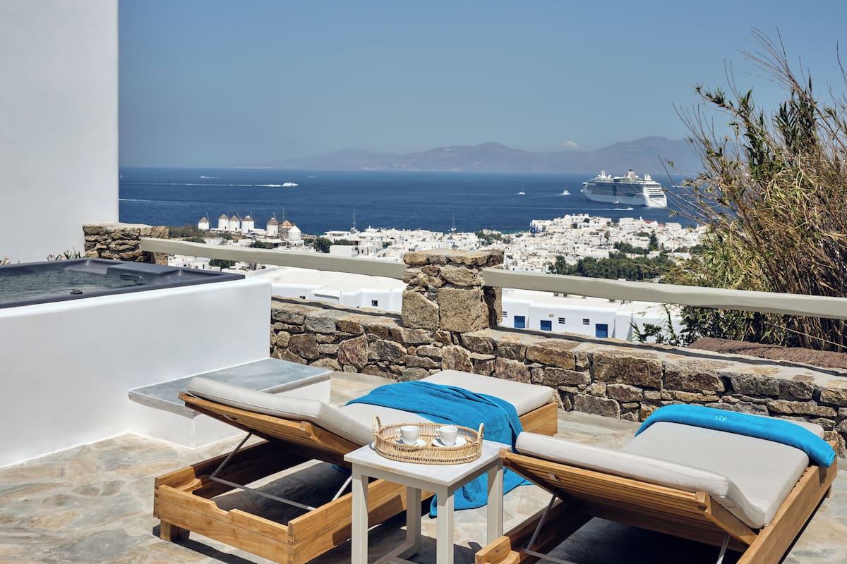 Superior Room, Sea View (Hilltop) | In-room safe, laptop workspace, soundproofing, iron/ironing board