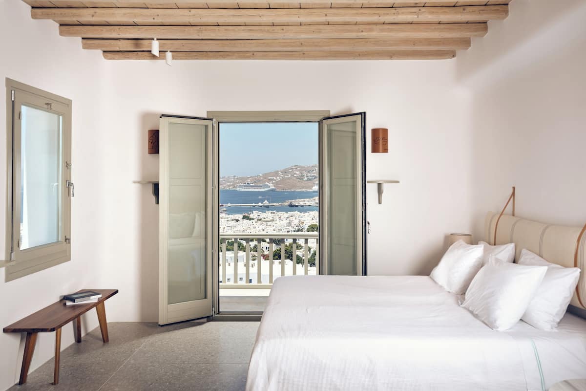 2 chambres, coffres-forts dans les chambres