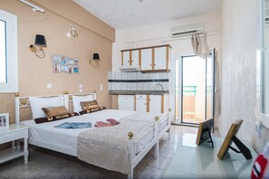 Standard Twin Studio