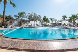 Outdoor pool - Oasis Studios (Hersonissos)