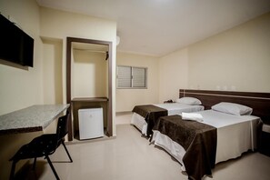 Minibar, free WiFi, bed sheets - Apoema Hotel (Cuiabá)