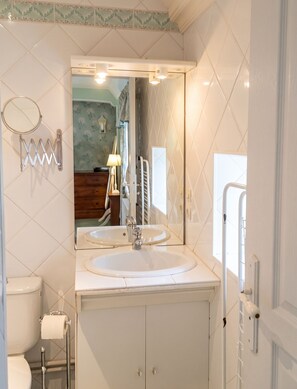 Bathtub - Homerez - Apt. Saint-Martin-des-Entrées (Saint-Martin-des-Entrées)