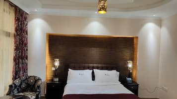 Egyptian cotton sheets, premium bedding, down duvets, Tempur-Pedic beds