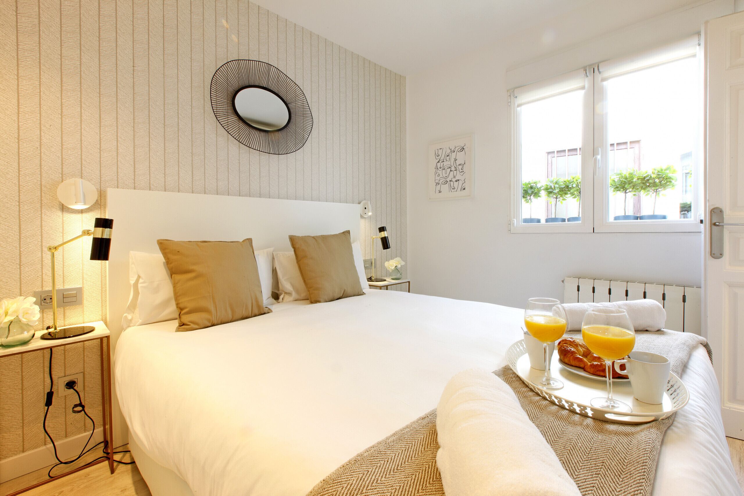 1 bedroom, in-room safe, iron/ironing board, free WiFi