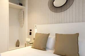 1 bedroom, in-room safe, iron/ironing board, free WiFi