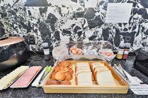 Free daily buffet breakfast