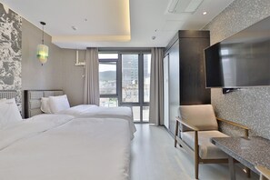 Premium Twin Room | View from room - Busan Seomyeon YUNA Hotel Business (Busan)