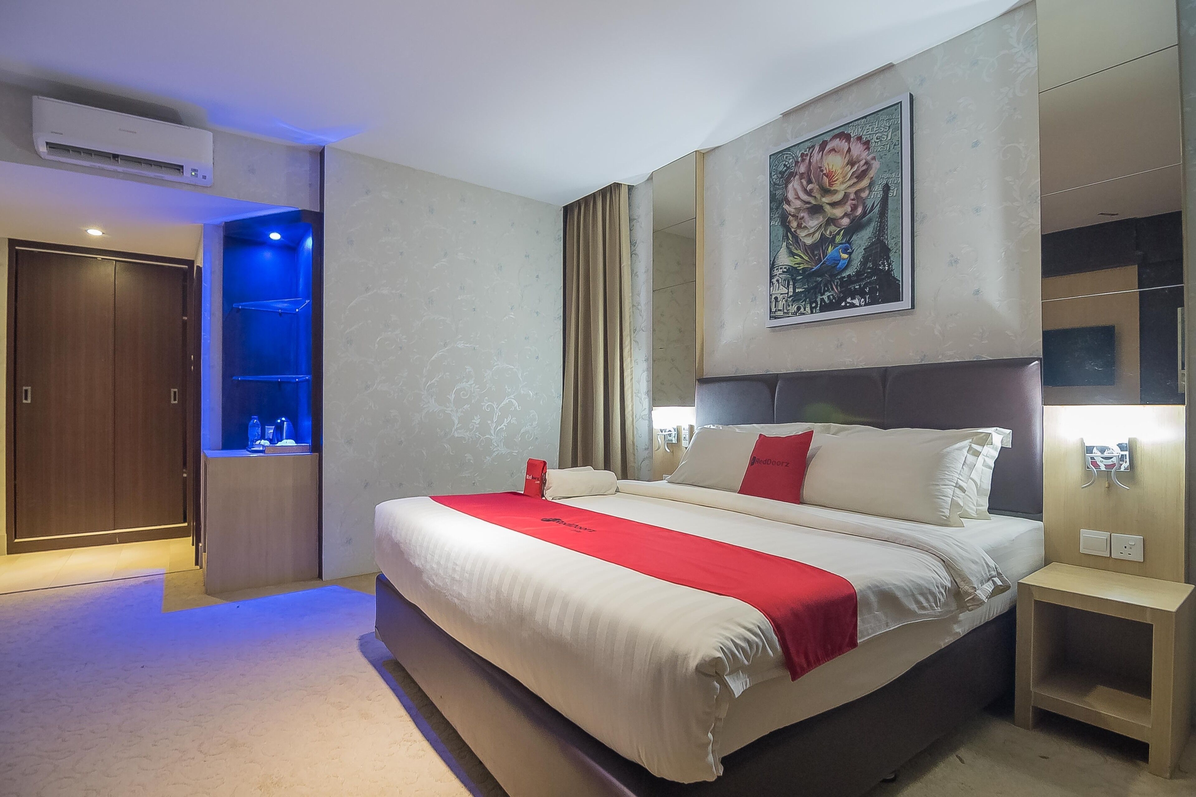 Executive Room | Desk, free WiFi
