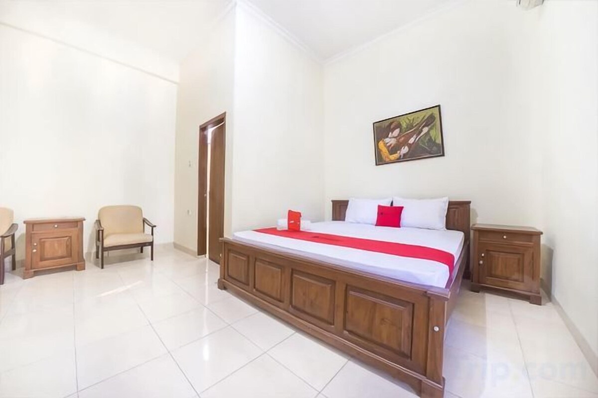 RedDoorz Room