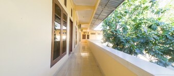 RedDoorz near Nusa Cendana University