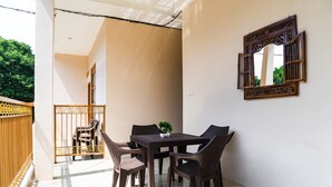 Exterior - RedDoorz near Cipinang Indah Mall (Jakarta)