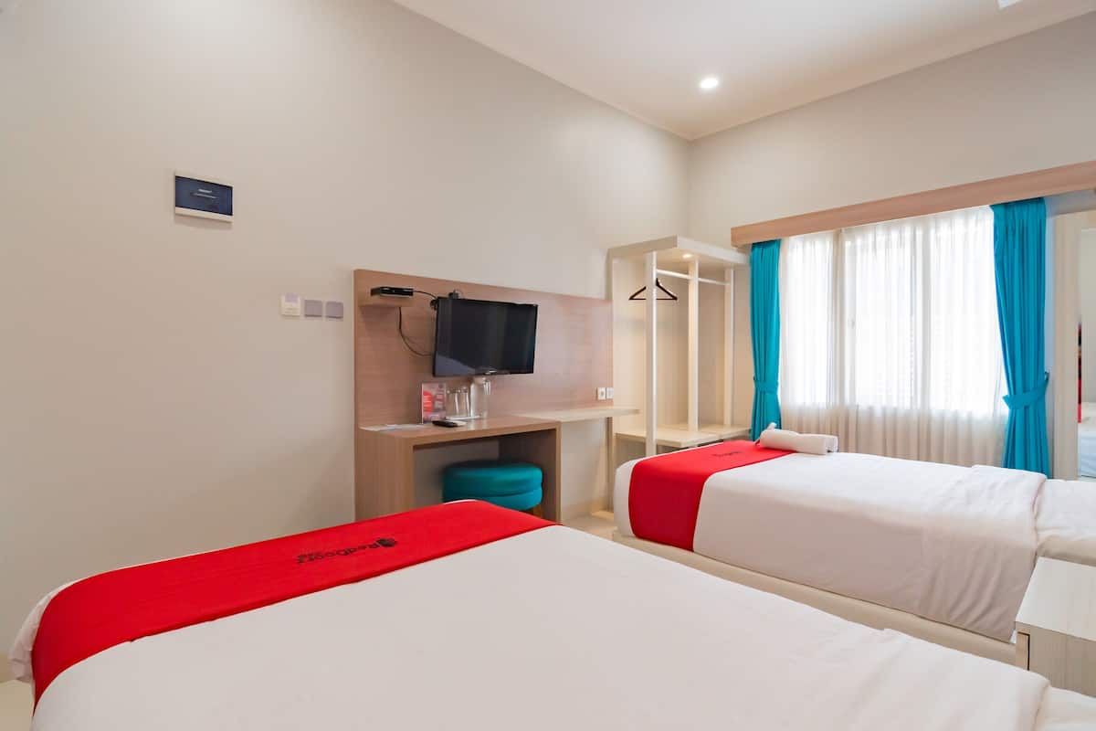 Deluxe Twin Room | Free WiFi