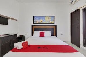 Double Room - RedDoorz near Stadion Kompyang Sujana Bali (Denpasar)