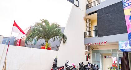 RedDoorz near CBD Ciledug