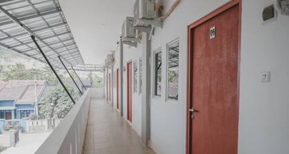 RedDoorz near Gatot Subroto Lampung 2