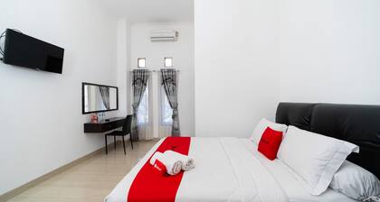 RedDoorz near Makassar Town Square 2