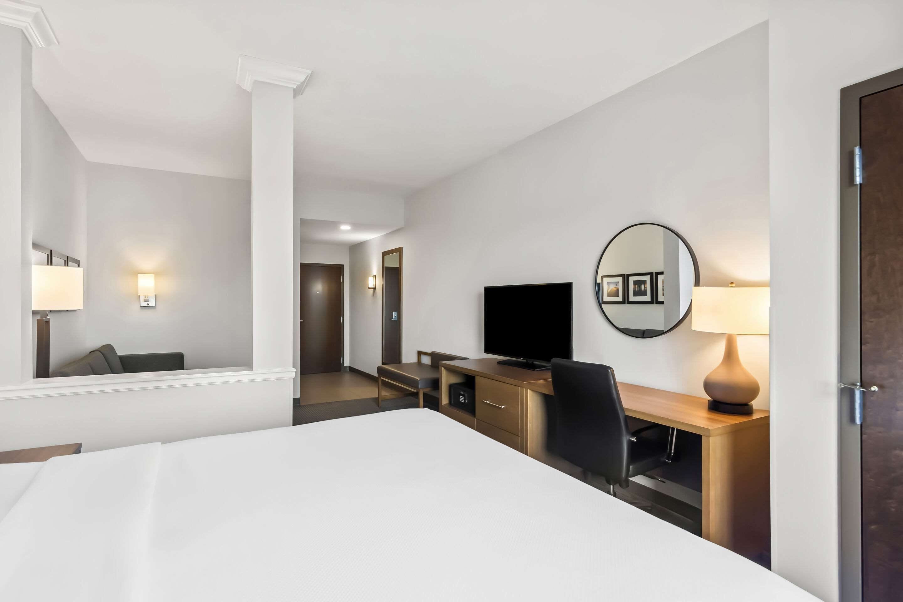 premium bedding, memory-foam beds, in-room safe, desk