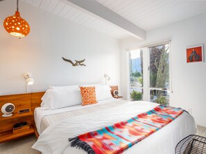 4 slaapkamers, een strijkplank/strijkijzer, wifi, beddengoed