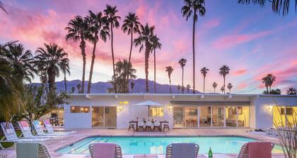House of Stardust - Midcentury Desert Gem