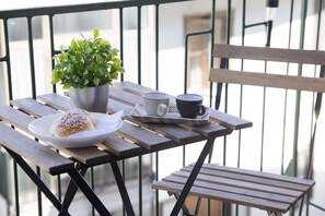 Inbegriffenes einheimisches Frühstück