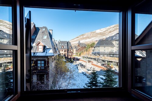 Restanca Beautiful newly furnished apartment for 8p at the foot of slopes 1500