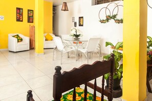 Khu tiếp khách ở sảnh