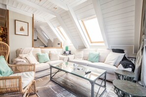 Fernseher, Kamin