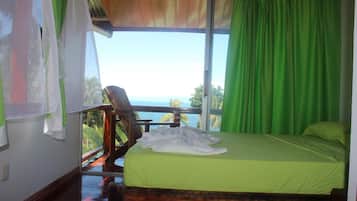Wifi gratis y ropa de cama