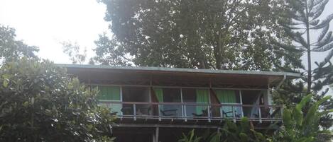 Basic Double Room | Free WiFi, bed sheets