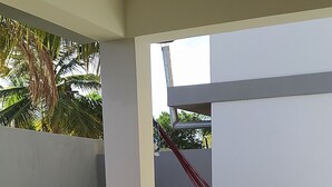 Gambar tidak terklasifikasi, 4 dari 42, tombol