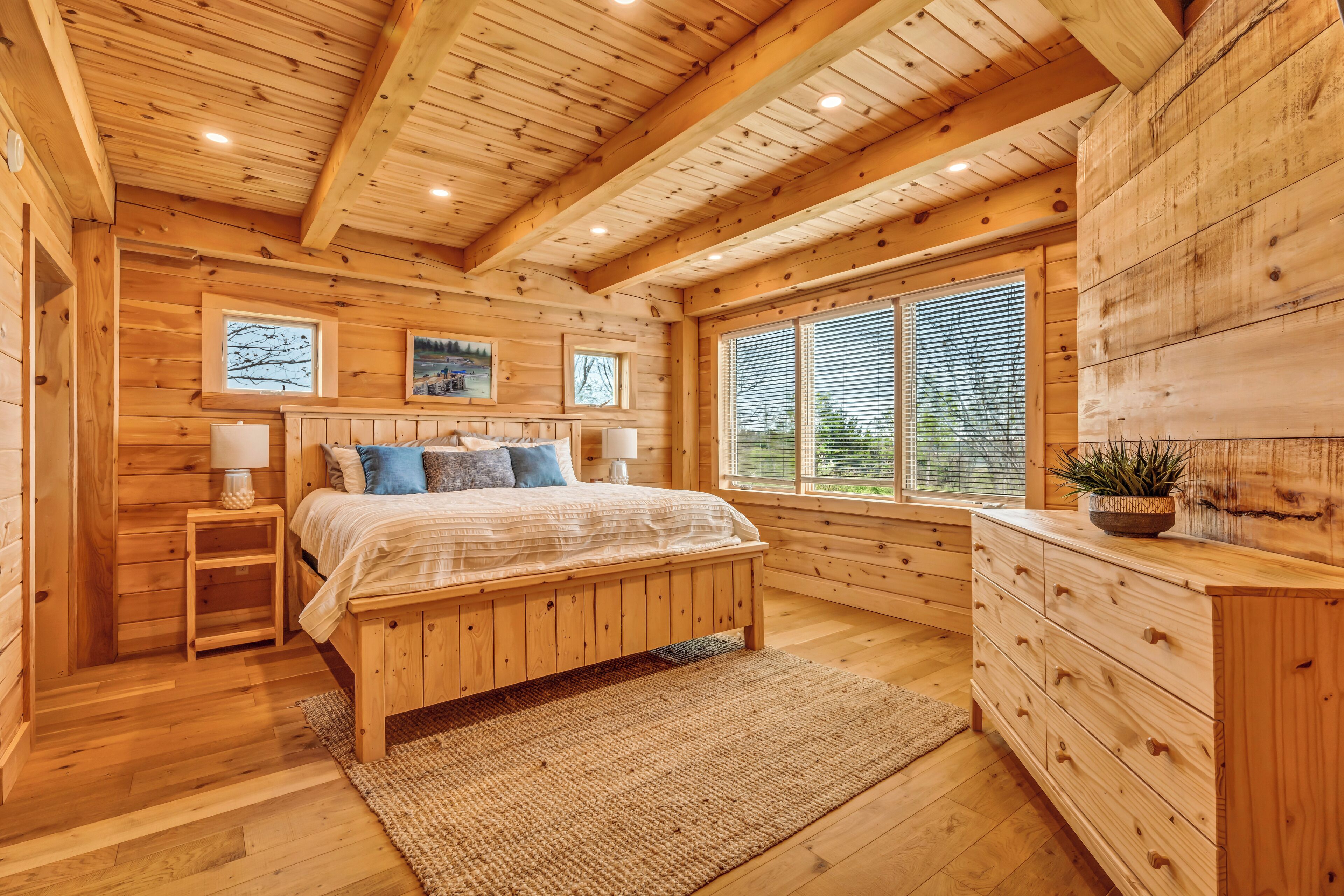 5 chambres, lit parapluie, Wi-Fi gratuit, draps fournis