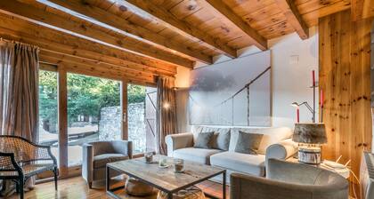 Casa Nautada Beautiful home 4 bedrooms 9p at Salardú town