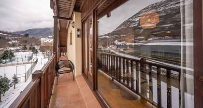 Bargadera by Totiaran Magnificent duplex apartment in Vielha