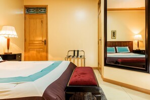 Apartment, 3 Bedrooms | Minibar, in-room safe, desk, laptop workspace - Blue Pearl Apartments (Kampala)