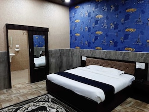 Chambre Double Affaires | Coin séjour