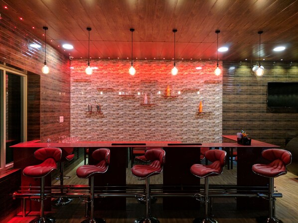 Bar (on property) - Gulmohar Garden (Ambala)
